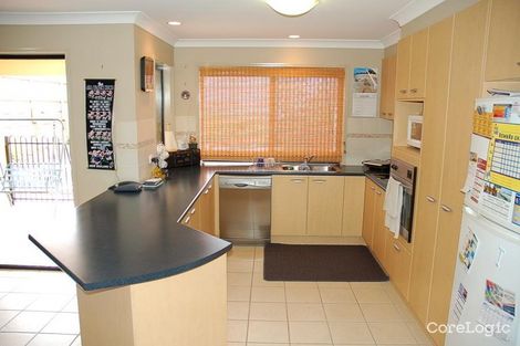 Property photo of 17 O'Connor Crescent Mansfield QLD 4122