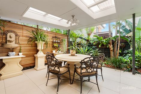 Property photo of 2/15 Wilton Terrace Yeronga QLD 4104