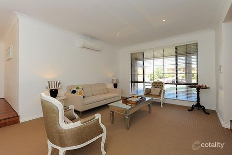 Property photo of 16 Scouler Way Bateman WA 6150