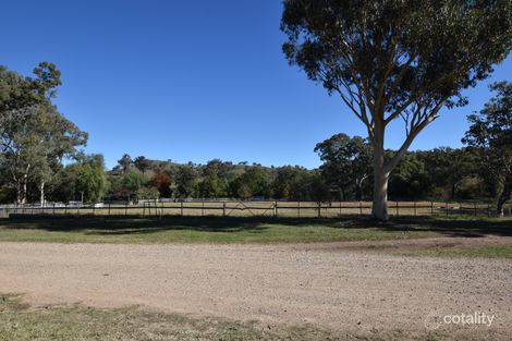 6 Camp St, Gundy, NSW 2337