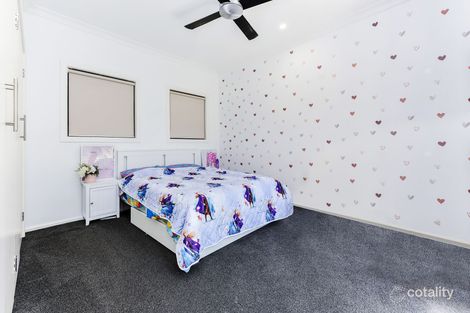 Property photo of 17 Cambridge Drive Berwick VIC 3806