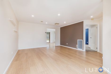 Property photo of 8 Tana Place Ngunnawal ACT 2913