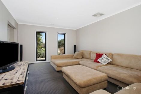 Property photo of 12 La Bamba Drive Yarrawonga VIC 3730