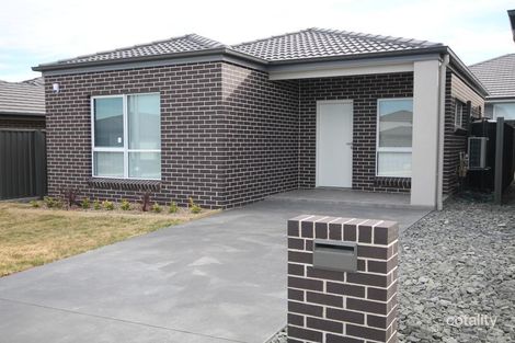 124b Village Cct, Gregory Hills, NSW 2557