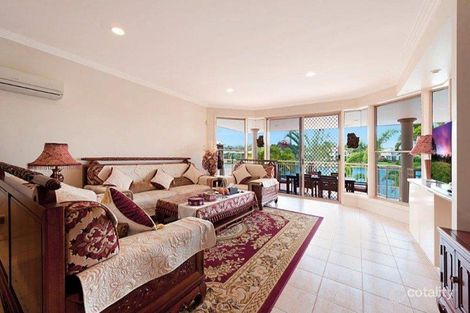 Property photo of 39 Cabana Boulevard Benowa QLD 4217
