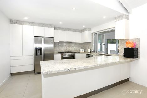 Property photo of 36 Sundown Drive Paradise Point QLD 4216