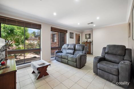 Property photo of 5 Tipping Place Ambarvale NSW 2560
