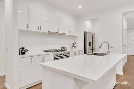 Property photo of 2 Colwood Avenue Mickleham VIC 3064