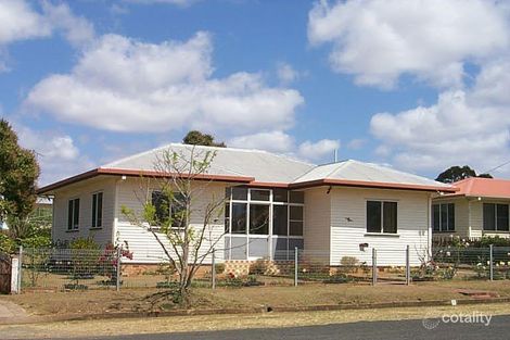 5 Alamein St, Svensson Heights, QLD 4670