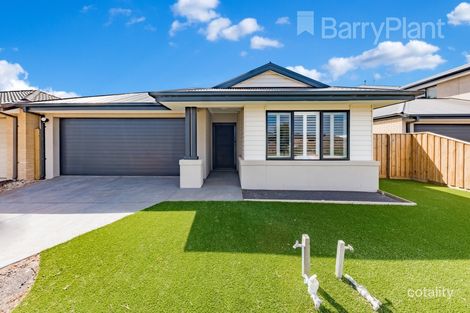 Property photo of 13 Oradala Rise Werribee VIC 3030