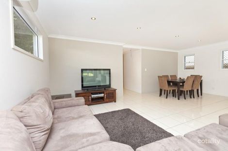 Property photo of 32 Wondall Road Manly West QLD 4179