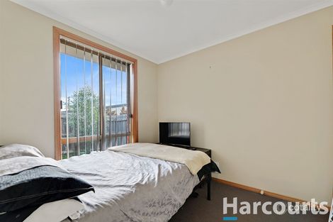 Property photo of 3/6B Hatfield Drive Drouin VIC 3818