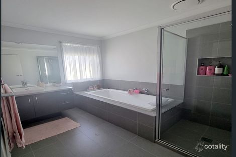 Property photo of 27 Hillsborough Avenue Shepparton VIC 3630