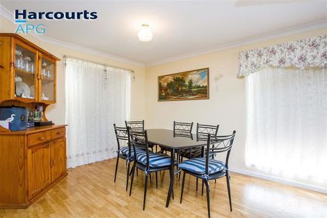 Property photo of 1 Wallrodt Crescent Glen Iris WA 6230