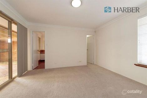 Property photo of 26 Southern Cross Circle Ocean Reef WA 6027