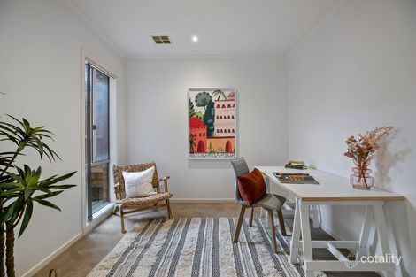 Property photo of 10 Treerise Boulevard Ferntree Gully VIC 3156