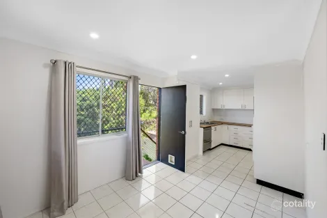 Property photo of 15 Boyne Crescent West Gladstone QLD 4680