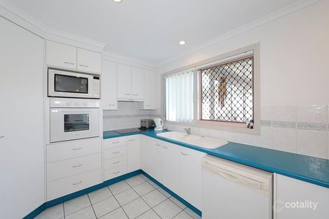 Property photo of 6 Pacific Court Bargara QLD 4670