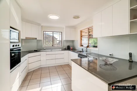 Property photo of 14 Tew Court Gatton QLD 4343