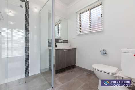 Property photo of 13 Bowral Avenue Point Cook VIC 3030