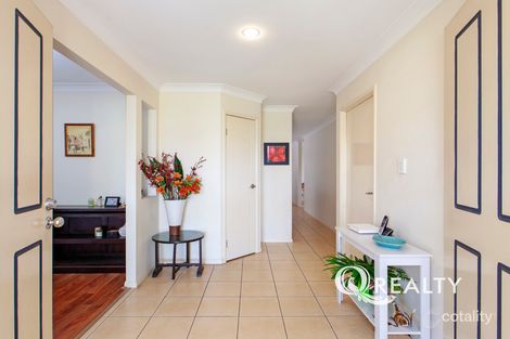 Property photo of 7 Hattah Place Parkinson QLD 4115