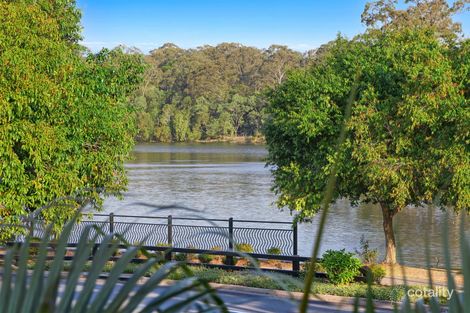Property photo of 4/12 Azzurra Drive Varsity Lakes QLD 4227