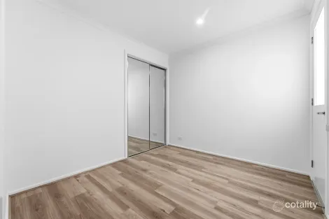 Property photo of 16 Granite Crescent Fraser Rise VIC 3336