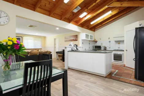 Property photo of 5 Gwalia Close Hannans WA 6430