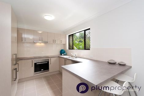Property photo of 2/33 Alexandra Avenue Taringa QLD 4068