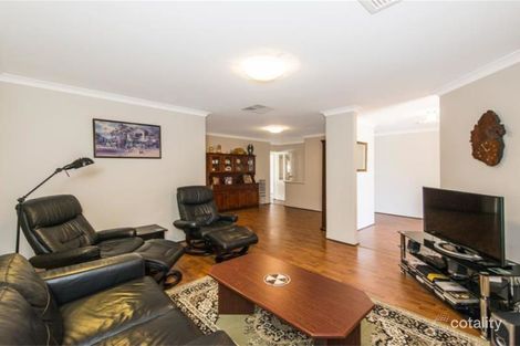 Property photo of 17 Ambergate Close Canning Vale WA 6155
