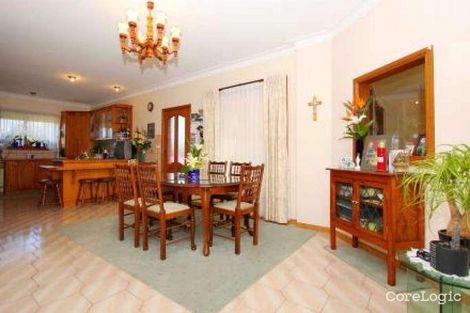 Property photo of 19 Brighton Court Avondale Heights VIC 3034