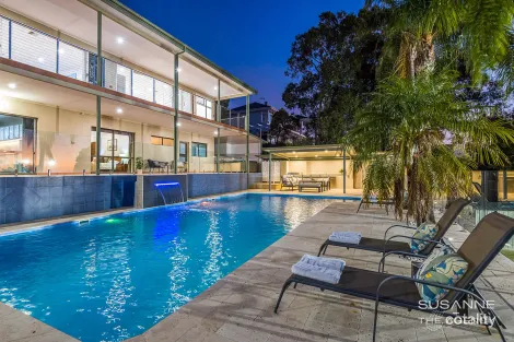 Property photo of 69 Basildon Road Lesmurdie WA 6076