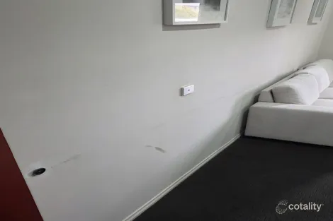 Property photo of 39 Waterloo Road Cranbourne East VIC 3977