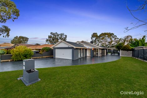 Property photo of 17 Saronvale Crescent Hillside VIC 3037