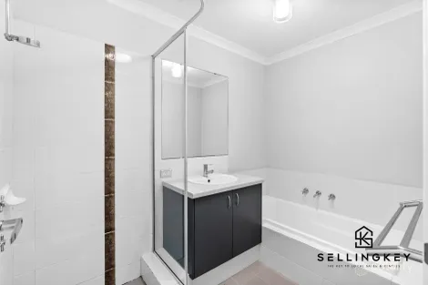 Property photo of 18 Boas Lane Piara Waters WA 6112