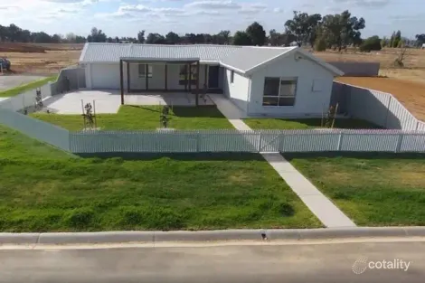 24 Hamilton St, Culcairn, NSW 2660
