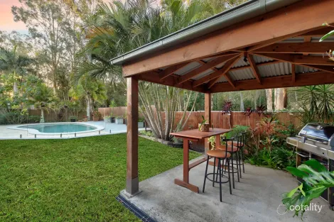 Property photo of 10 Silverdell Crescent Parkinson QLD 4115
