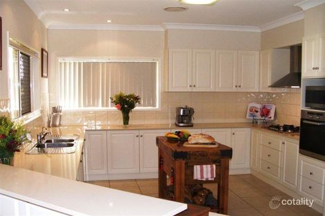 Property photo of 3 Evelyn Court Highfields QLD 4352