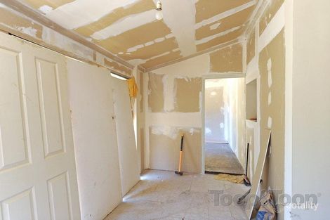 Property photo of 33 Trevorten Avenue Glenunga SA 5064