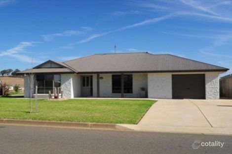 Property photo of 11 Allunga Street Glenfield Park NSW 2650