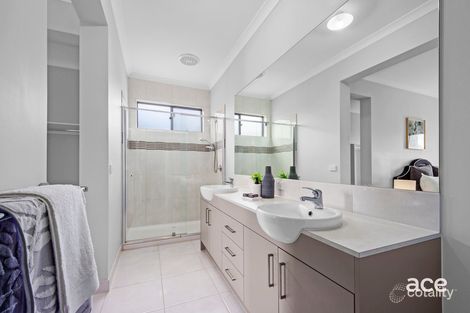 Property photo of 25 Playfield Drive Truganina VIC 3029