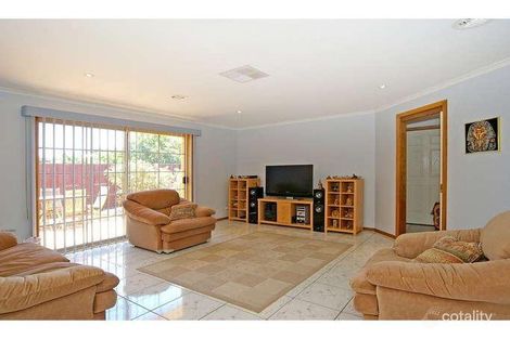 Property photo of 1 Ferry Close Wyndham Vale VIC 3024