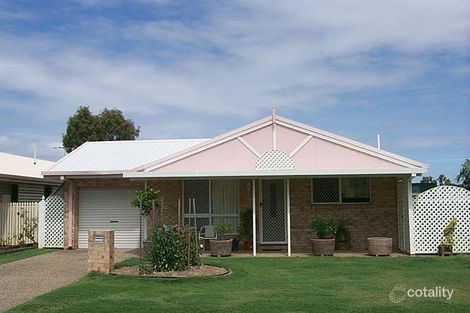 6 Lobelia Cl, Norman Gardens, QLD 4701