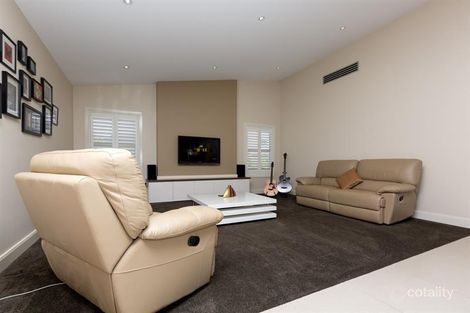 Property photo of 15 Hilton Place Dubbo NSW 2830