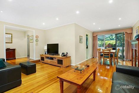 Property photo of 32 Fawkner Crescent Keilor East VIC 3033