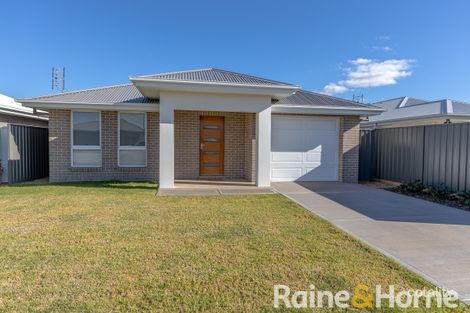 18 Violet Cct, Dubbo, NSW 2830