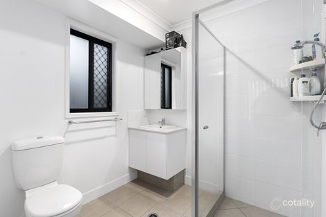 Property photo of 68 Sovereign Drive Deebing Heights QLD 4306