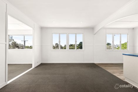 11 Kingaroy St, Stafford Heights, QLD 4053