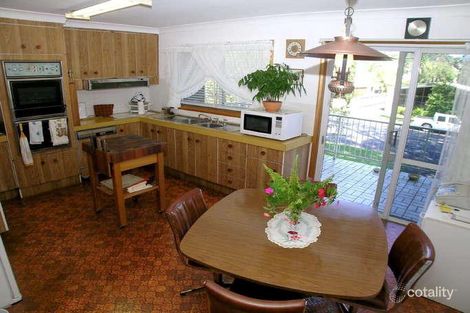 Property photo of 18 Mimosa Avenue Saratoga NSW 2251