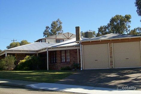 Property photo of 2 Wooloomooloo Road Greenmount WA 6056